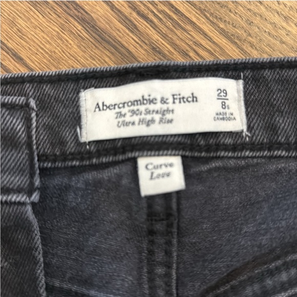 Curve Love Ultra High Rise 90s Straight Jean Size 8s - Picture 2 of 4